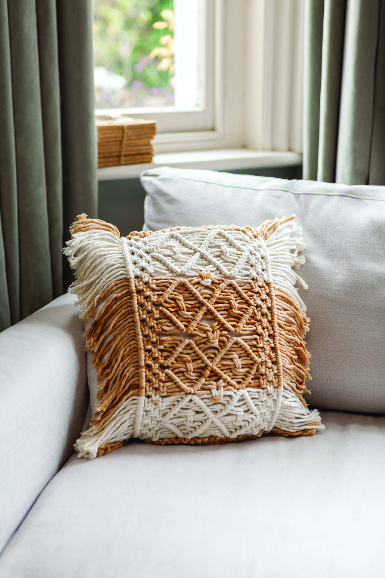 Six tips on how to decorate interiors with macrame Isabella Strambio Blog